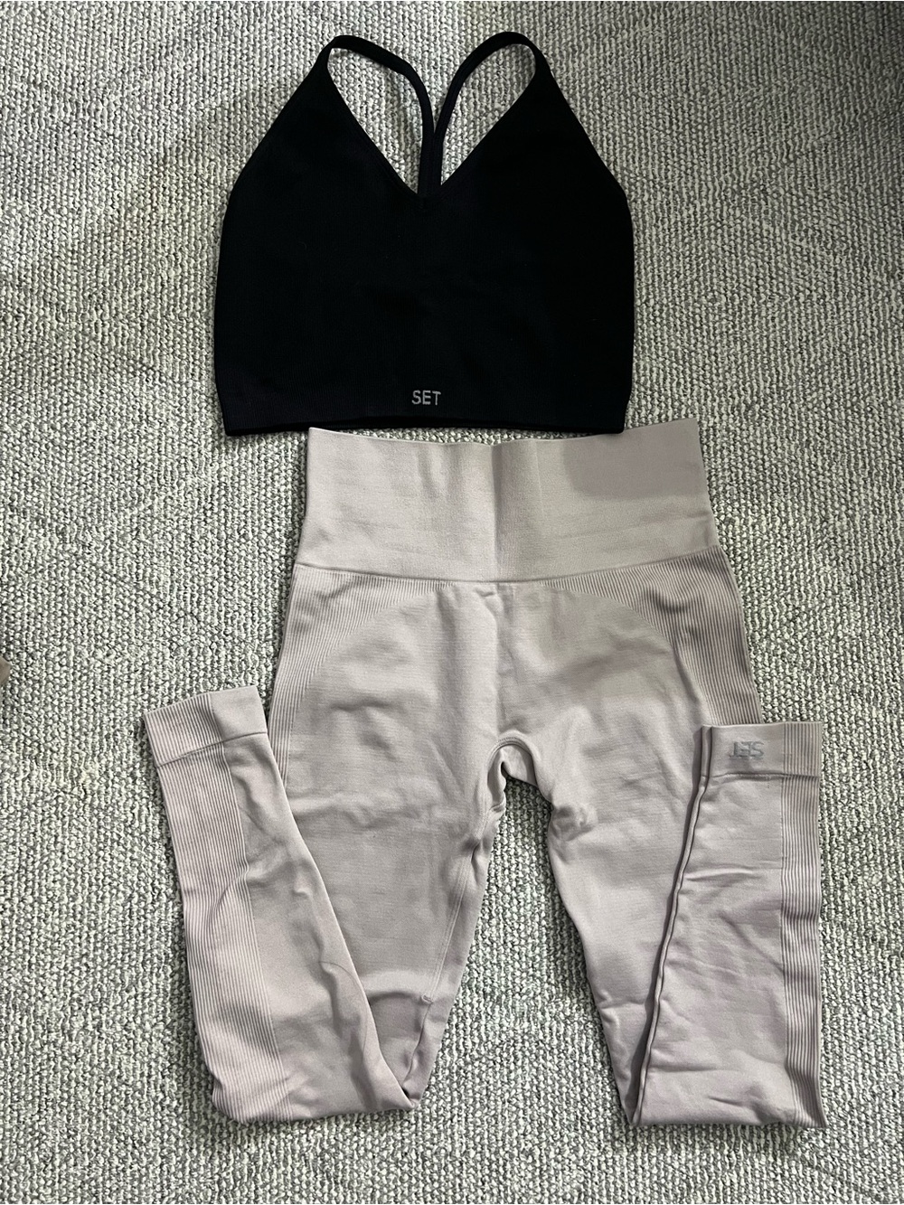 SET Active Leggings with Bra Top Set